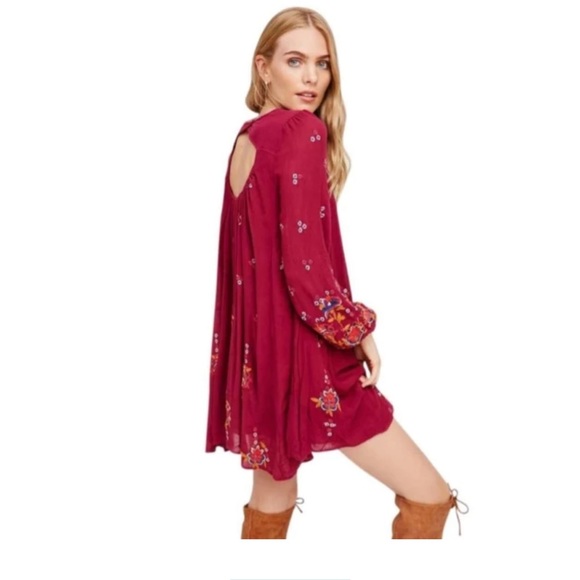 NWOT FREE PEOPLE Oxford Embroidered Mini Dress in Plum combo color - Picture 3 of 7